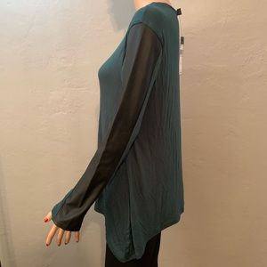 ✨4X90✨BCBGMAXAZRIA Long Sleeve Knit Top